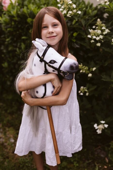 Hobby Horse Koń na kiju łaciaty z otwartą buzią Magic Astrup 84355